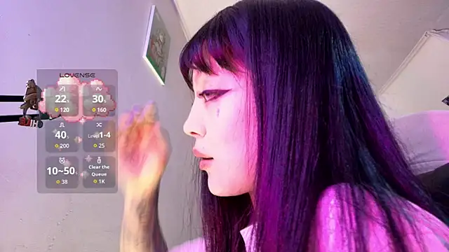 Persia 09 online show from 11.14.25