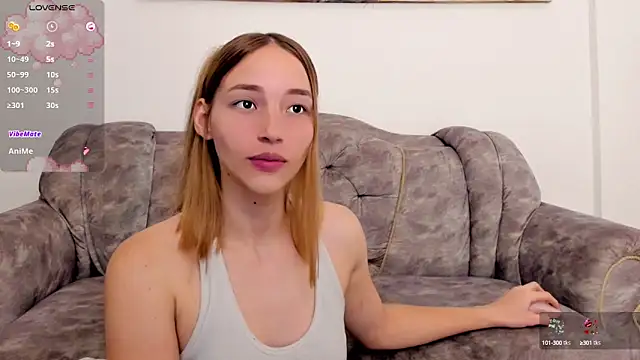 Snapshot of WhiteSun_01 chatting on 03.07.25 WhiteSun 01 online show from 03.07.25