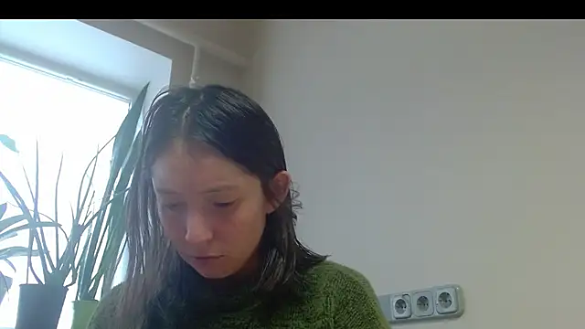 Snapshot of Sophi_Cute chatting on 03.16.25 Sophi Cute online show from 03.16.25