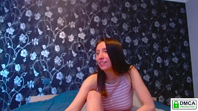Snapshot of Sophi_Cute chatting on 04.20.26 Sophi Cute online show from 04.20.26