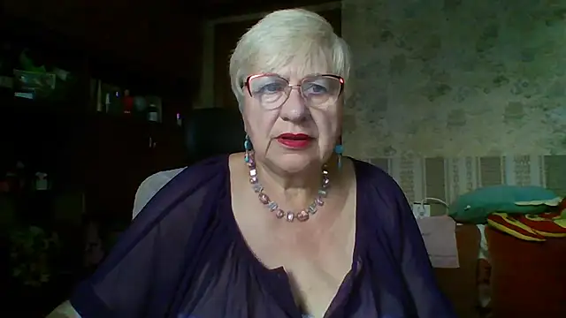 Snapshot of SweetCherry27 chatting on 07.12.26 SweetCherry27 online show from 07.12.26