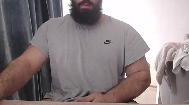 hugemachohandsome online show from 03.15.25