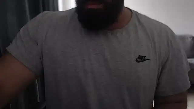 hugemachohandsome online show from 09.10.25