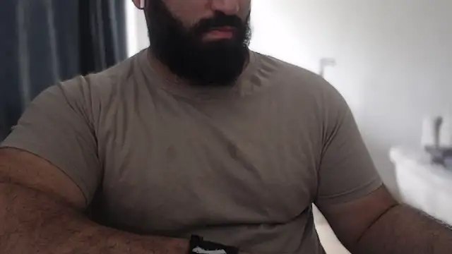 hugemachohandsome online show from 09.22.25