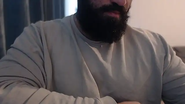 hugemachohandsome online show from 10.28.25