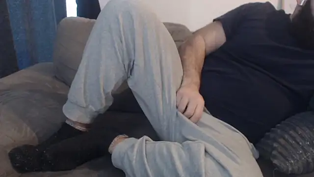 Snapshot of hugemachohandsome chatting on 01.17.26 hugemachohandsome online show from 01.17.26