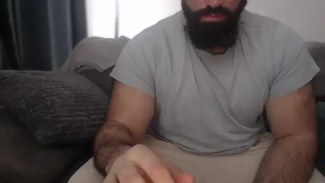 Snapshot of hugemachohandsome chatting on 02.05.26 hugemachohandsome online show from 02.05.26