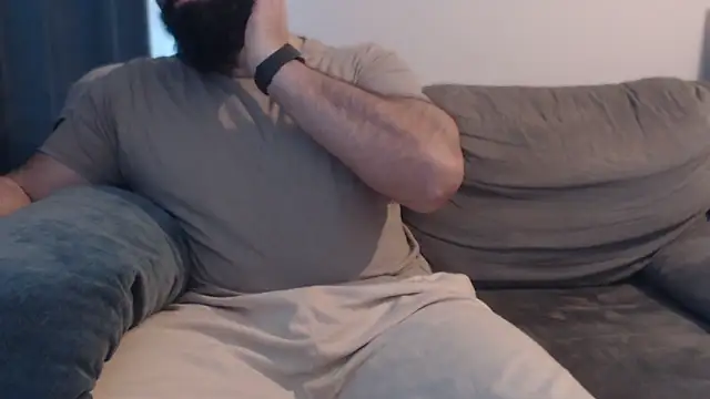 Snapshot of hugemachohandsome chatting on 02.11.26 hugemachohandsome online show from 02.11.26