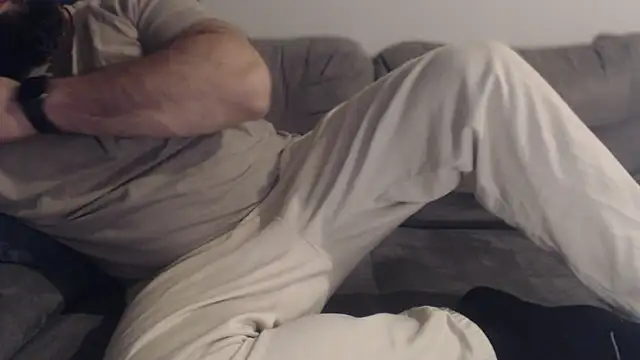 Snapshot of hugemachohandsome chatting on 02.12.26 hugemachohandsome online show from 02.12.26