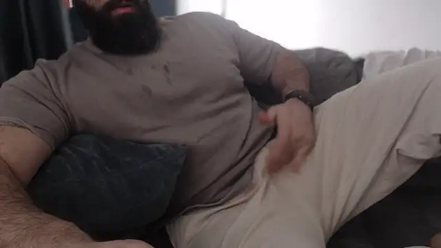 Snapshot of hugemachohandsome chatting on 02.19.26 hugemachohandsome online show from 02.19.26