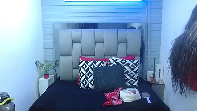 evelin zaens online show from 03.17.26