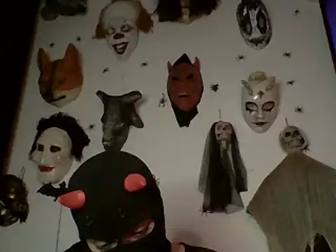 Snapshot of FeticheMacabre chatting on 03.15.25 FeticheMacabre online show from 03.15.25