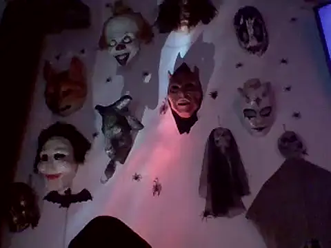 Snapshot of FeticheMacabre chatting on 03.22.25 FeticheMacabre online show from 03.22.25