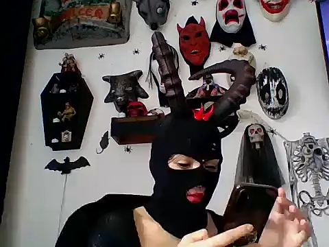 Snapshot of FeticheMacabre chatting on 11.20.25 FeticheMacabre online show from 11.20.25