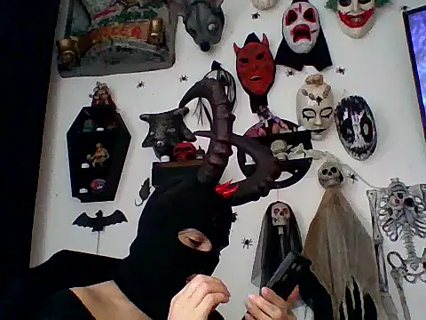 Snapshot of FeticheMacabre chatting on 12.19.25 FeticheMacabre online show from 12.19.25