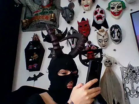 Snapshot of FeticheMacabre chatting on 02.28.26 FeticheMacabre online show from 02.28.26