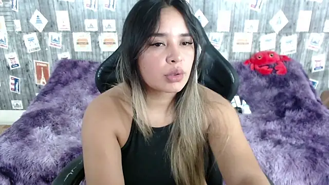 SaraCrow online show from 02.08.25