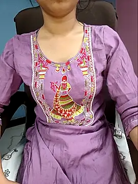 Snapshot of Aditi_1 chatting on 04.20.26 Aditi 1 online show from 04.20.26