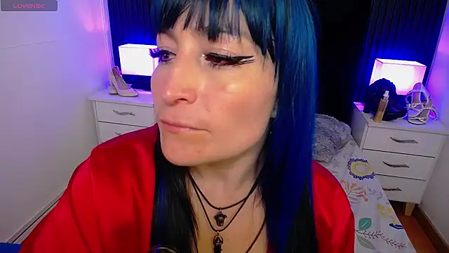 alicia moom online show from 02.11.25