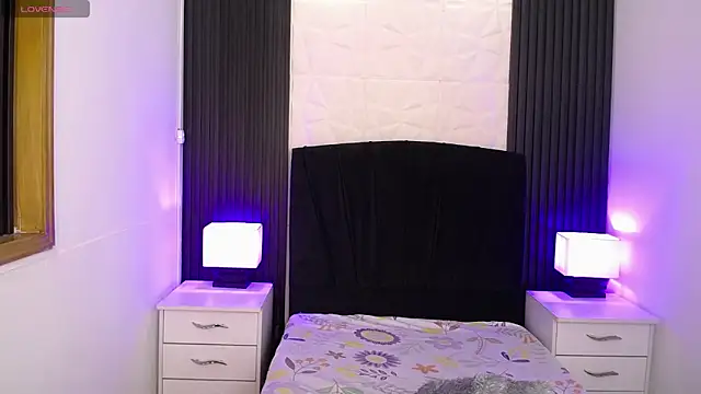 alicia moom online show from 03.08.25