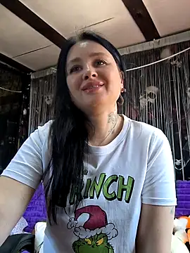 KikiXRed online show from 04.06.26