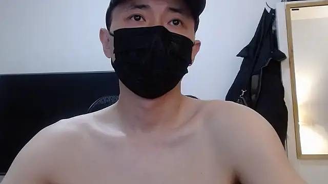 Snapshot of twbobo00715 chatting on 05.29.26 twbobo00715 online show from 05.29.26