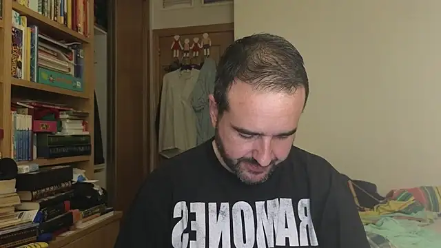 curiosillo83 online show from 10.20.25