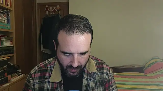 curiosillo83 online show from 11.04.25