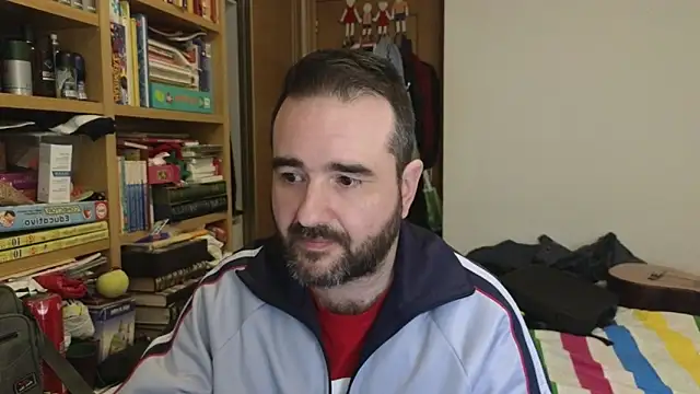 curiosillo83 online show from 04.08.26