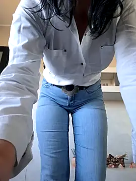 luxxe25 online show from 03.30.26