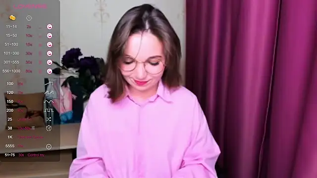 KindHazelHere  online show from 03.09.25