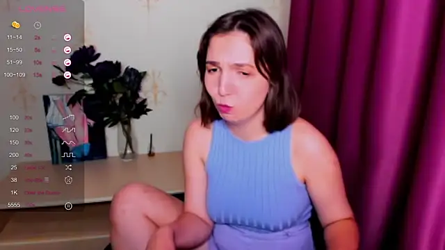 KindHazelHere  online show from 09.15.25