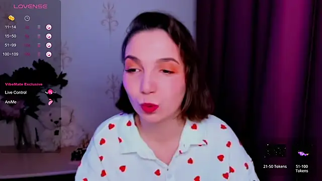 KindHazelHere  online show from 11.28.25