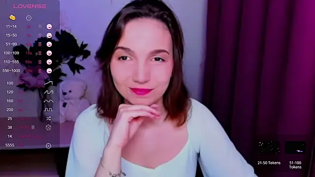 KindHazelHere  online show from 05.07.26