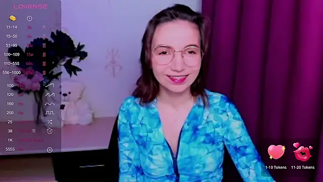 KindHazelHere  online show from 05.18.26