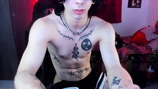 Snapshot of dussk_ chatting on 03.05.25 dussk online show from 03.05.25