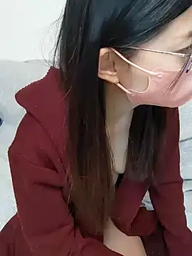 Lu Nana online show from 02.15.25