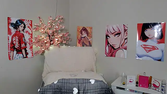 Snapshot of Moertomlly chatting on 10.05.25 Moertomlly online show from 10.05.25