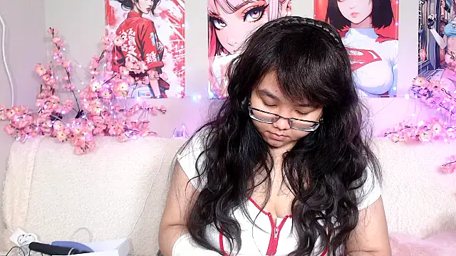 Snapshot of Moertomlly chatting on 05.22.26 Moertomlly online show from 05.22.26