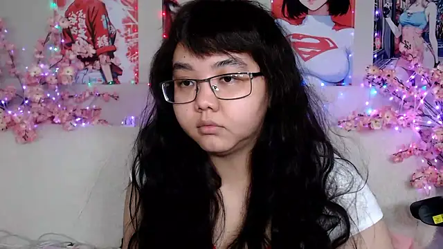 Snapshot of Moertomlly chatting on 05.23.26 Moertomlly online show from 05.23.26
