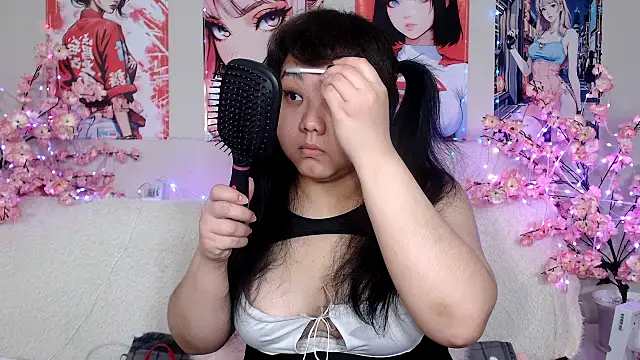 Snapshot of Moertomlly chatting on 05.27.26 Moertomlly online show from 05.27.26