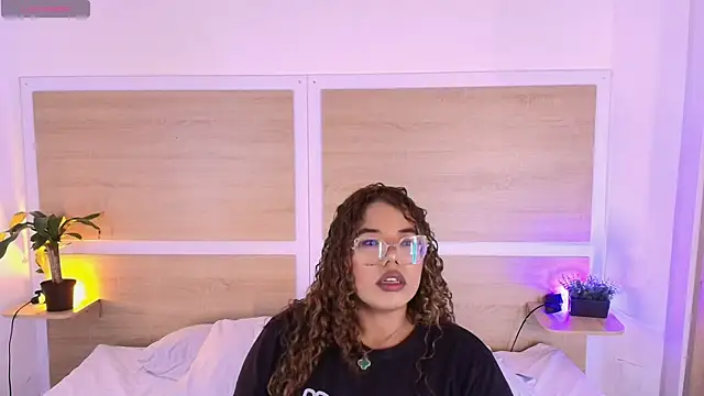  nickypurple  online show from 01.05.26