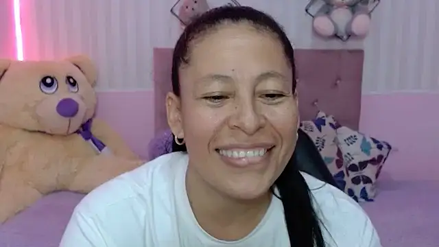 mature martina online show from 11.21.25