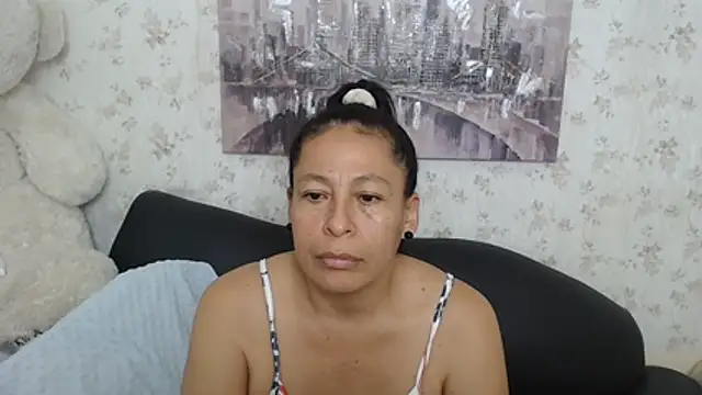Snapshot of mature_martina chatting on 05.21.26 mature martina online show from 05.21.26