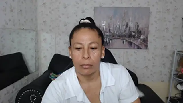 Snapshot of mature_martina chatting on 07.14.26 mature martina online show from 07.14.26