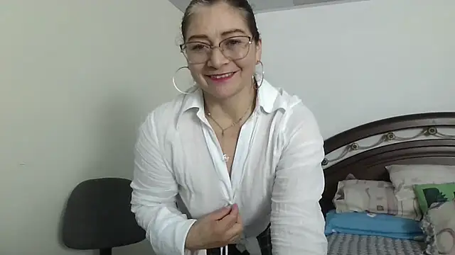 ruby-milf1 online show from 02.07.25