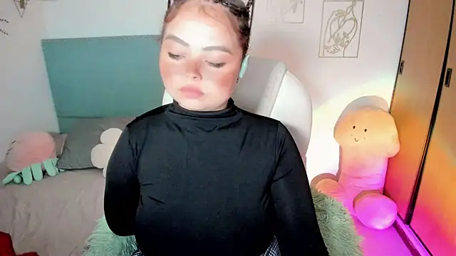 Snapshot of damn_that_booty chatting on 11.03.25 damn that booty online show from 11.03.25