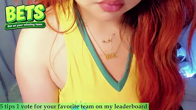 Snapshot of damn_that_booty chatting on 06.13.26 damn that booty online show from 06.13.26