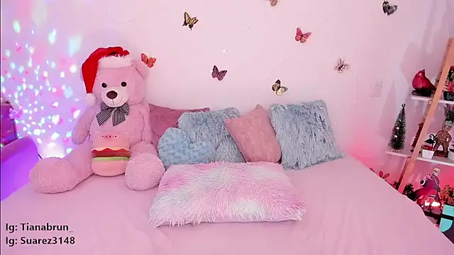 Zara uwu  online show from 01.08.25