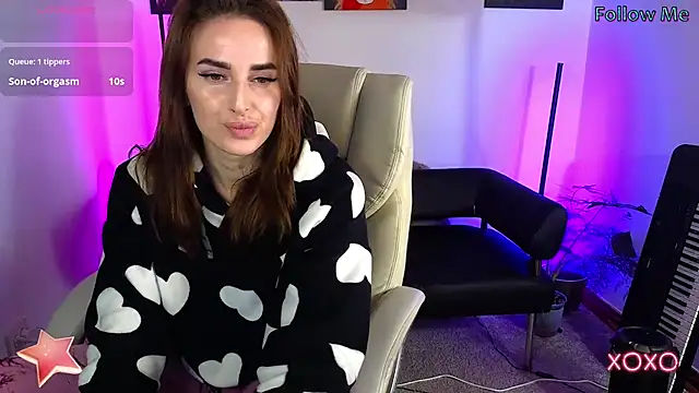 xx adrihanna xx online show from 03.06.25